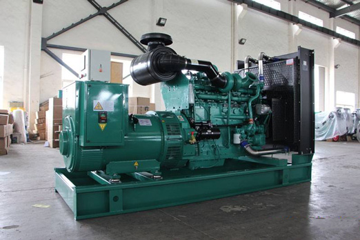 卡若320kw康明斯柴油发电车出租组图片 卡若320kw康明斯柴油发电车出租组图片